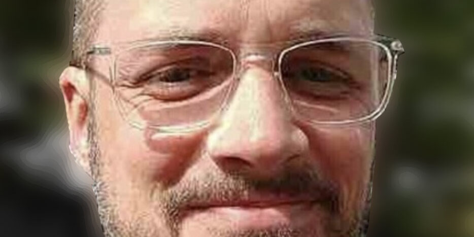 profile-photo-blurred-bg